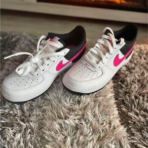 Nike Grade School White & Pink Air Force 1